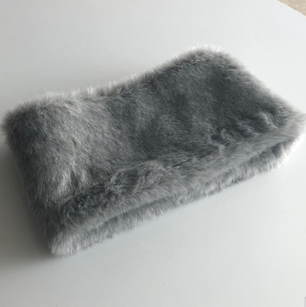 Club Monaco faux fur collar
